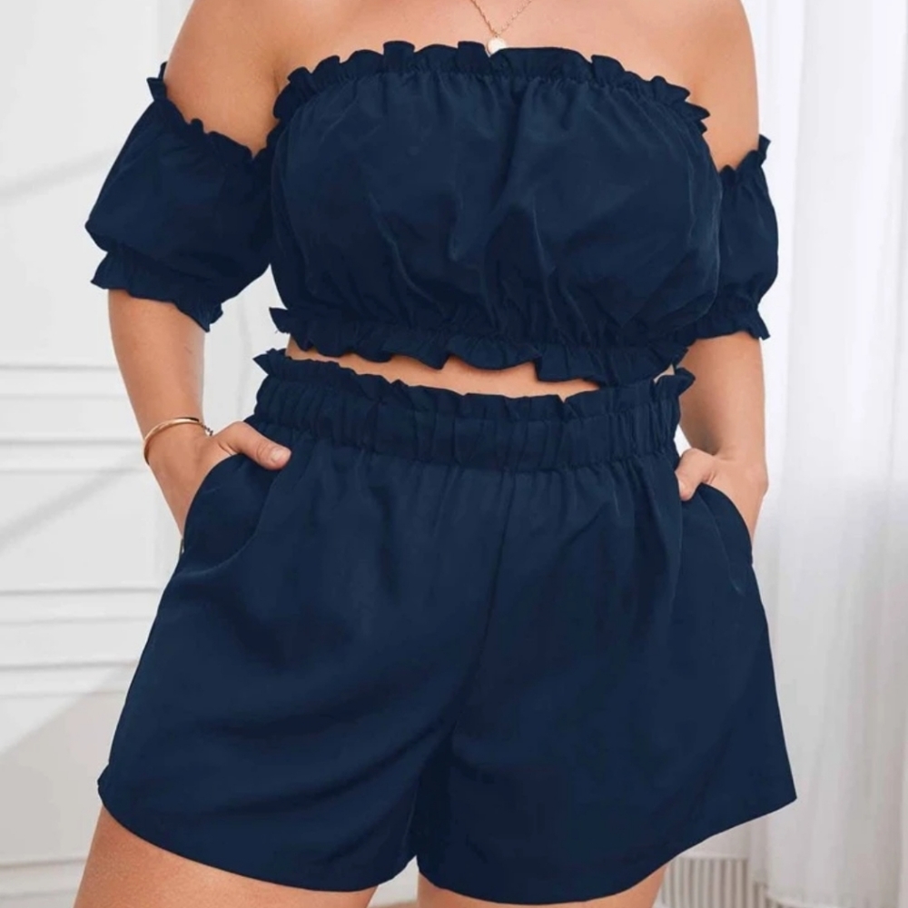 New off the shoulder ruffle short set